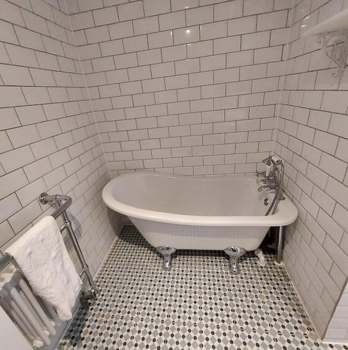 Lovely 1 Bed House In Largs, North Ayrshire Esterno foto